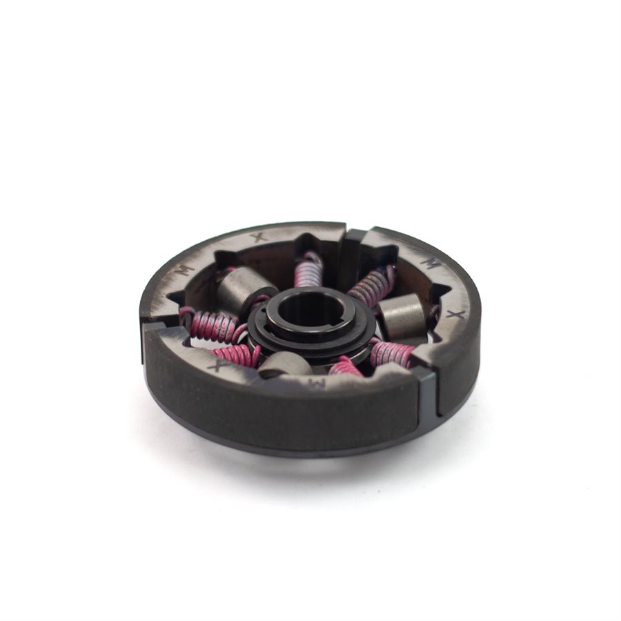 MaxTorque 2 pc Draggin Skin Clutch (NO SPROCKET)